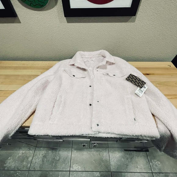 Womens vans small boxy sherpa jacket NWT - Picture 4 of 5